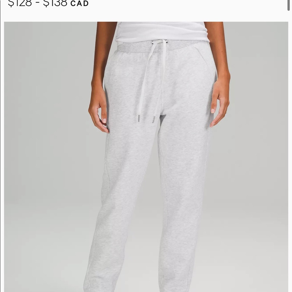 LuluLemon Scuba Jogger - dark heather grey